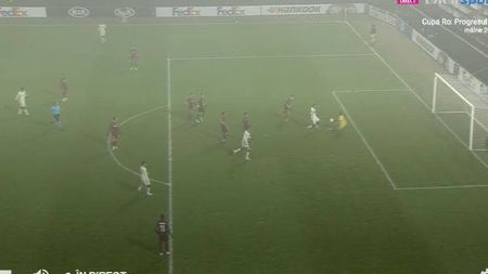 Dan Petrescu a văzut negru în fața ochilor în repriza a doua cu Roma! Ce s-a întâmplat la penalty-ul provocat de Bălgrădean asupra lui Mkhitaryan | FOTO & VIDEO