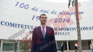 Cum îi poate periclita poziția șefului COSR confuzia referitoare la percheziția de la casa sa. Petrache nu se afla în țară în momentul apariției știrii