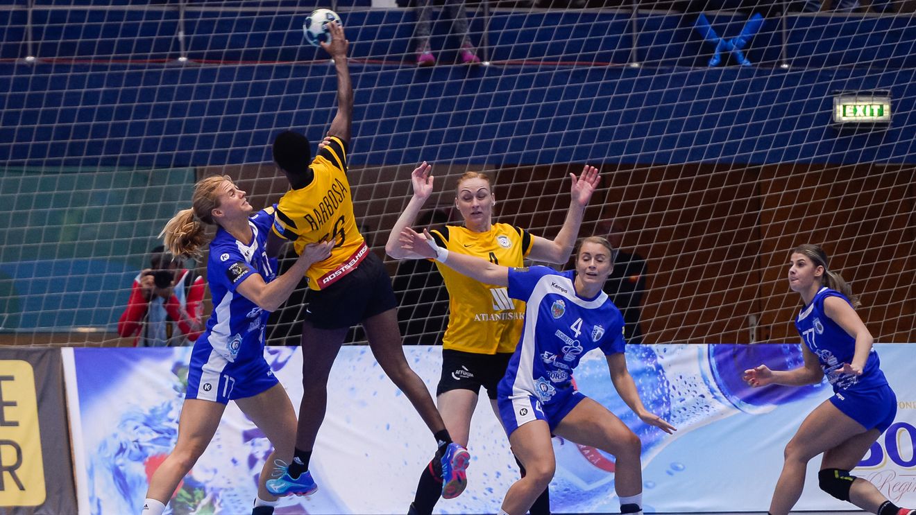 Reacții după CSM București - Rostov și mesajul noului director general pentru "tigroaice". Grubisic: "Cu aceste noi reguli, m-am antrenat să dau și goluri!". Leslie: "Am jucat foarte prost, de necrezut"