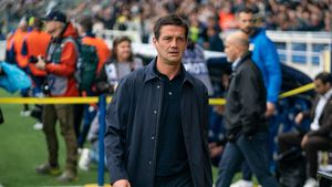 Inter l-a trădat pe Chivu! A ales un fost fotbalist de la Barcelona pentru a-l înlocui pe Simone Inzaghi