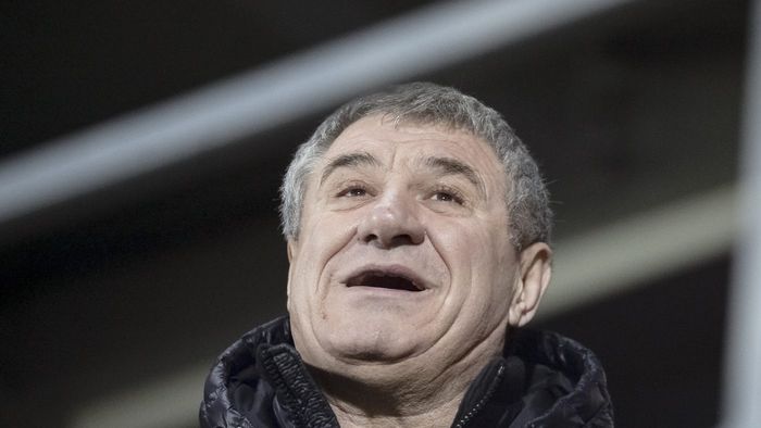 Victor Becali îi ia apărarea lui Adrian Mutu în conflictul cu Marius Șumudică și îl consideră antrenorul perfect pentru Rapid | EXCLUSIV ProSport Live