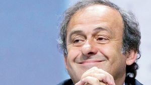 Platini ne îndepărtează și de CE 2016!** Vrea să schimbe sistemul de calificare și promite "Liga Campionilor pentru naționale"