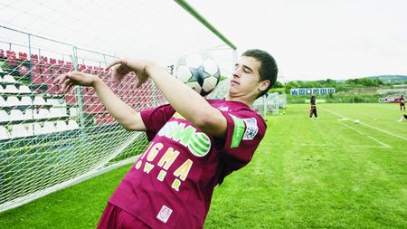 Sfat surpriză pentru CFR: "Îl aveți pe Costea, nu-l mai cumpărați!"