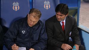 "Lăcă va pleca! Nu poți să iei un punct cu Dinamo și Rapid și să fii iertat!"**