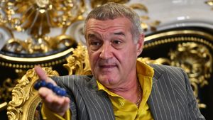 Gigi Becali, atac fără precedent împotriva lui Dan Șucu. Totul a plecat din cauza faptului că patronul Rapidului va vota împotriva lui Călin Georgescu: „Dumnezeu nu-l va lăsa”