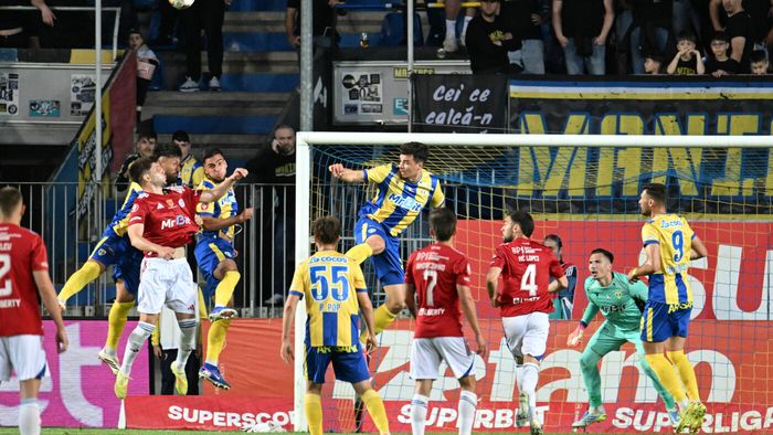 Echipă din Superliga, în pericol de faliment? „Nu știu ce vor face! Au adus 15 fotbaliști, care au fiecare peste 7-8000 de euro salariu”. EXCLUSIV