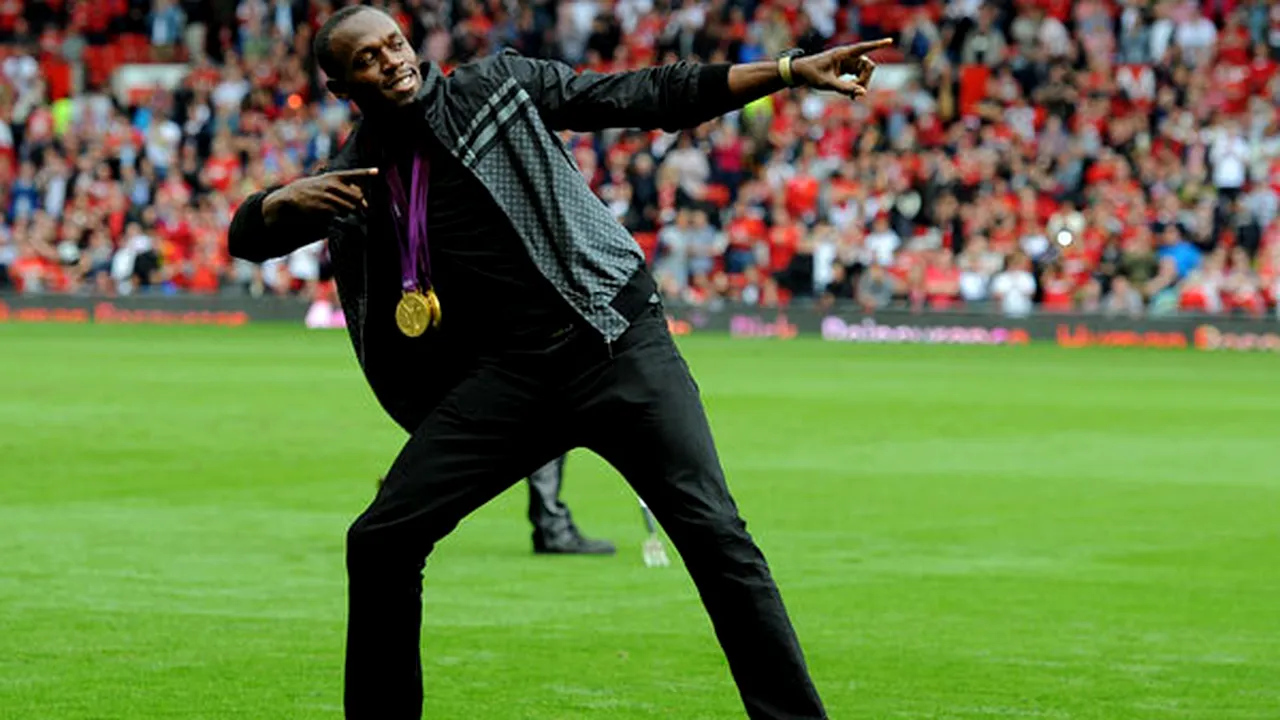 Usain Bolt, invitat de onoare la meciul Manchester United - Fulham, a fost aclamat de public