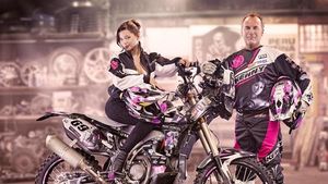 Motociclist din Dakar, sponsorizat de o casă de filme XXX