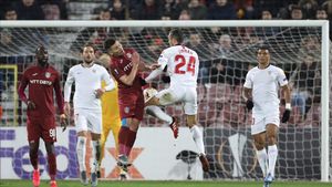 CFR Cluj, atât de aproape de un nou rezultat mare! Andrei Burcă: "Sunt foarte frustrat!" Ce anunță pentru returul cu Sevilla