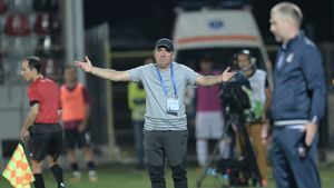 Mesajul transmis de Gică Hagi, după ce Contra a fost numit selecționer: "Să-l sprijinim, pentru că e al nostru!" Cum a comentat "Regele" eșecul cu Astra și adversarul pe care l-a remarcat: "Crește în fiecare zi, arată bine"