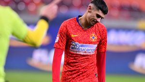 FCSB, în pericol să-l piardă pe Florinel Coman? Un oficial din Liga 1 îi trage un semnal de alarmă lui Gigi Becali: „Poate să îl afecteze!”