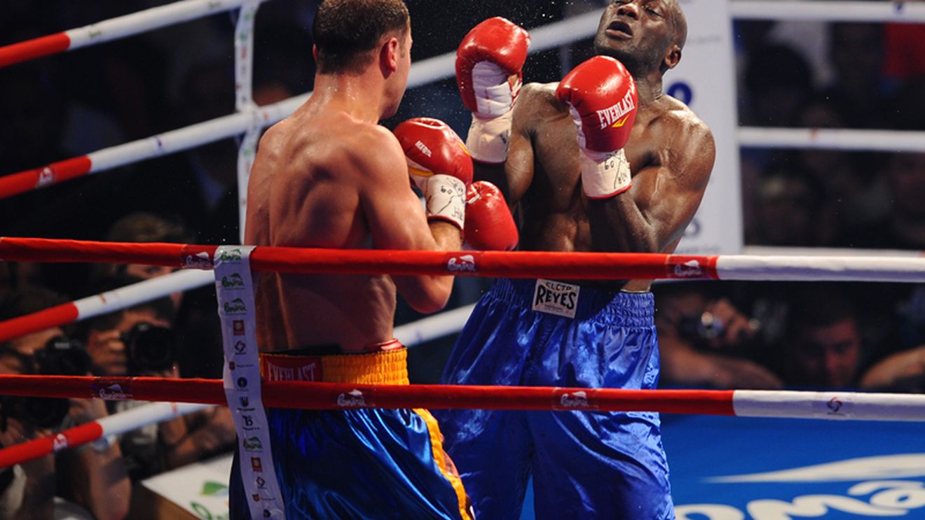 VIDEO | "Andra, termină! Eu trebuie să încep meciul". Momentul în care i-au dat lacrimile lui Bute