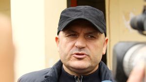 Nu au lăsat loc de interpretări: „Societatea reclamantă este o clonă a Universității, a jucat ilegal". Reacția oficialilor de la CS U Craiova după ce Mititelu anunța dezastrul pentru echipa din Liga 1

