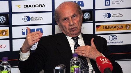 Dinamo Zagreb a numit doi antrenori principali într-o zi!