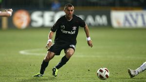 Spadacio așteaptă ca FIFA să-l declare liber, Rapid nu știe nimic:** "Am fi fost informați"