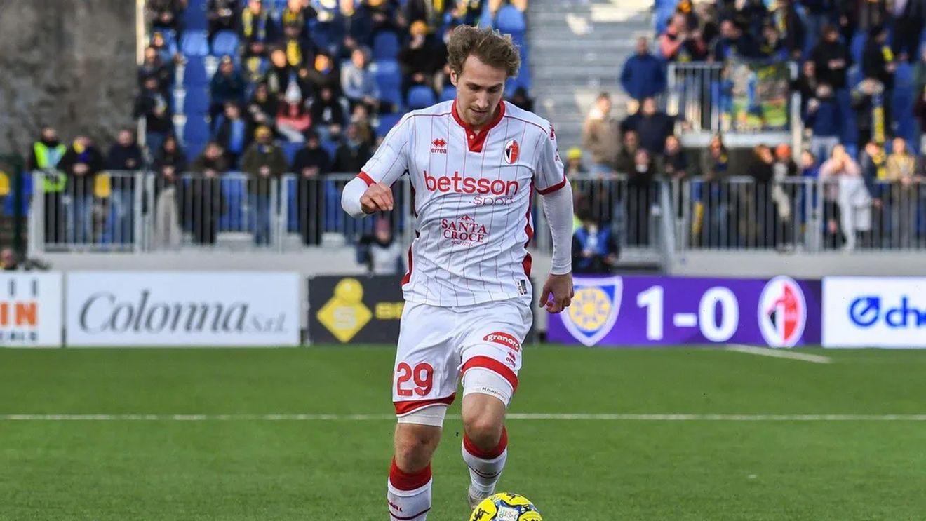 A semnat transferul verii la Dinamo! A luat o decizie tulburătoare: cu ce nume va juca pe spate! EXCLUSIV