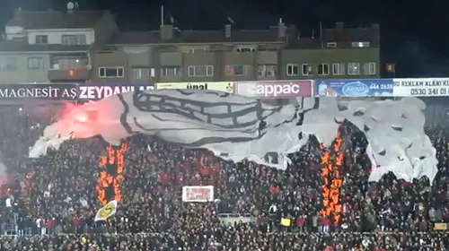 VIDEO** Prinde orbul, scoate-i ochii! Turcii au interzis torțele, fanii au găsit o metodă genială să ocolească regula! Ce-ar face Mitică dacă ar vedea asta în Liga I? :)
