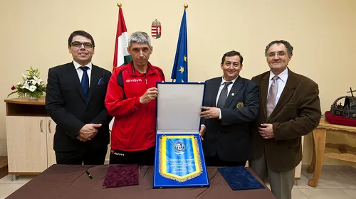 Miercurea Ciuc vrea să-și înscrie echipele de juniori în campionatele din Ungaria! Președintele FK Csikszereda dă de pământ cu Guvernul României și ministrul Sportului: ”Dacă un ministru arogant vrea să ucidă sportul românesc, este treaba lui, dar noi, ungurii din Transilvania, batem la ușa alăturată”