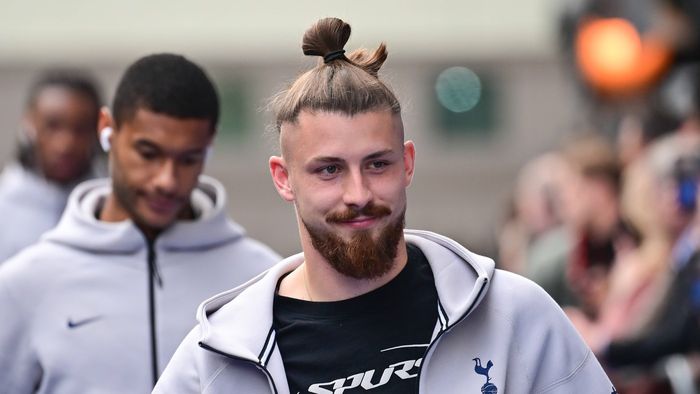 Manchester United, salvarea lui Radu Drăgușin! „Diavolii” vor să-l transfere pe Cuti Romero de la Tottenham