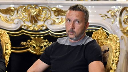 Mihai Stoica a dezvăluit ce s-a întâmplat cu românii din tribune, după golul reușit de Andrei Cordea cu West Ham: „Au fost evacuați”