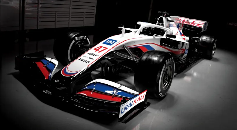 Bolidul de Formula 1 al constructorului american Haas pentru sezonul 2021 este vopsit în culorile Rusiei! Fiul lui Michael Schumacher, debutant în Marele Circ