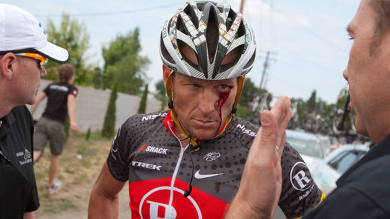 Lance, însângerat! VIDEO| Armstrong a suferit un accident oribil în California