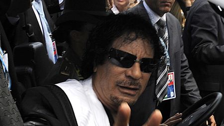 Dictatură la Milan!**