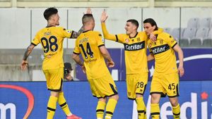 Giovani Becali, detalii despre viitorul lui Valentin Mihăilă și al lui Dennis Man: „Trebuie să ne gândim la asta!” Ce îi așteaptă pe români dacă Parma retrogradează