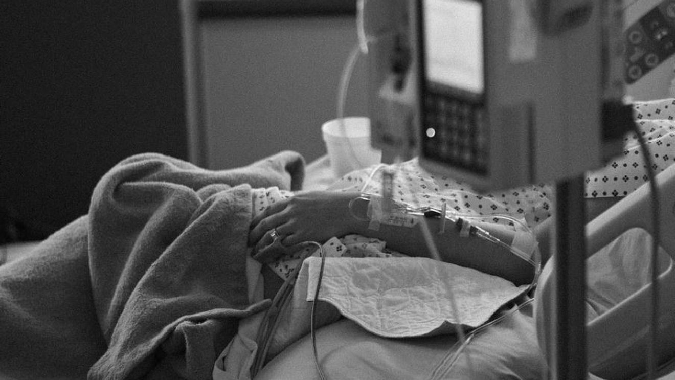 Sfâșietor! Drama incredibilă prin care trece o femeie, după ce copiii săi au murit din cauza COVID-19: „S-au dus unul după altul”