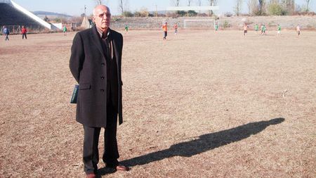 A jucat de 485 de ori în prima divizie din România și dă un verdict dur:** "Acum e vitaminizare, atunci era valoare!"