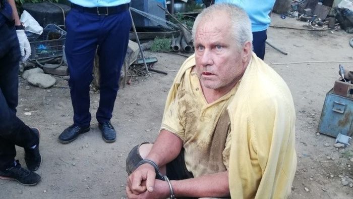 Gheorghe Dincă ar avea în telefon numerele unor interlopi și a unor polițisti din Caracal
