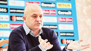 Mititelu: "Până vineri seară, Craiova va avea un nou antrenor și o nouă conducere"