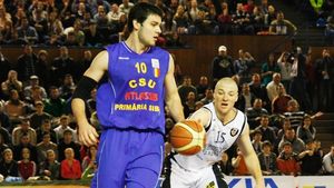 Haiduc: "De multe ori m-am întrebat ce ar mai putea merge prost" Vezi programul etapei a XXVIII-a