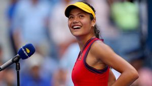 Adevăratul motiv pentru care Emma Răducanu nu reprezintă România: „Nici dacă ar vrea..." Dezbatere aprinsă după calificarea în sferturi la US Open