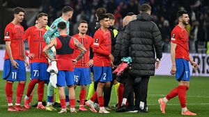 După Ștefănescu și Musi, FCSB mai trimite un jucător la Dinamo! Gigi Becali: „I-am spus lui Nicolescu, dau jumătate de salariu”