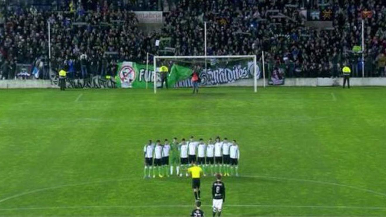 Jucătorii lui Racing Santander au refuzat să joace returul sfertului de finală al Cupei Spaniei cu Sociedad 