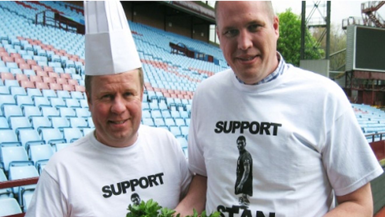 Vrem și noi o duzină!** Aston Villa combate leucemia cu plăcinta "Stiliyan Petrov"