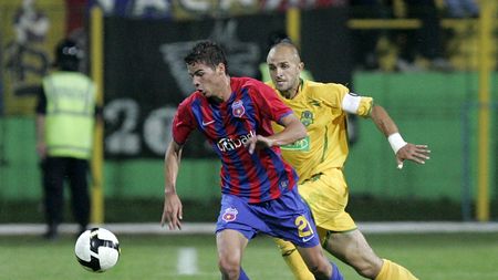 "Ochiroșii să joace în locul lui Semedo!"