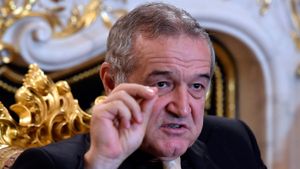 Fostul fotbalist de la FCSB care a pierdut apartamente de 5.000.000 de euro din cauza viciilor e convins că Gigi Becali a dat lovitura cu Adrian Ilie