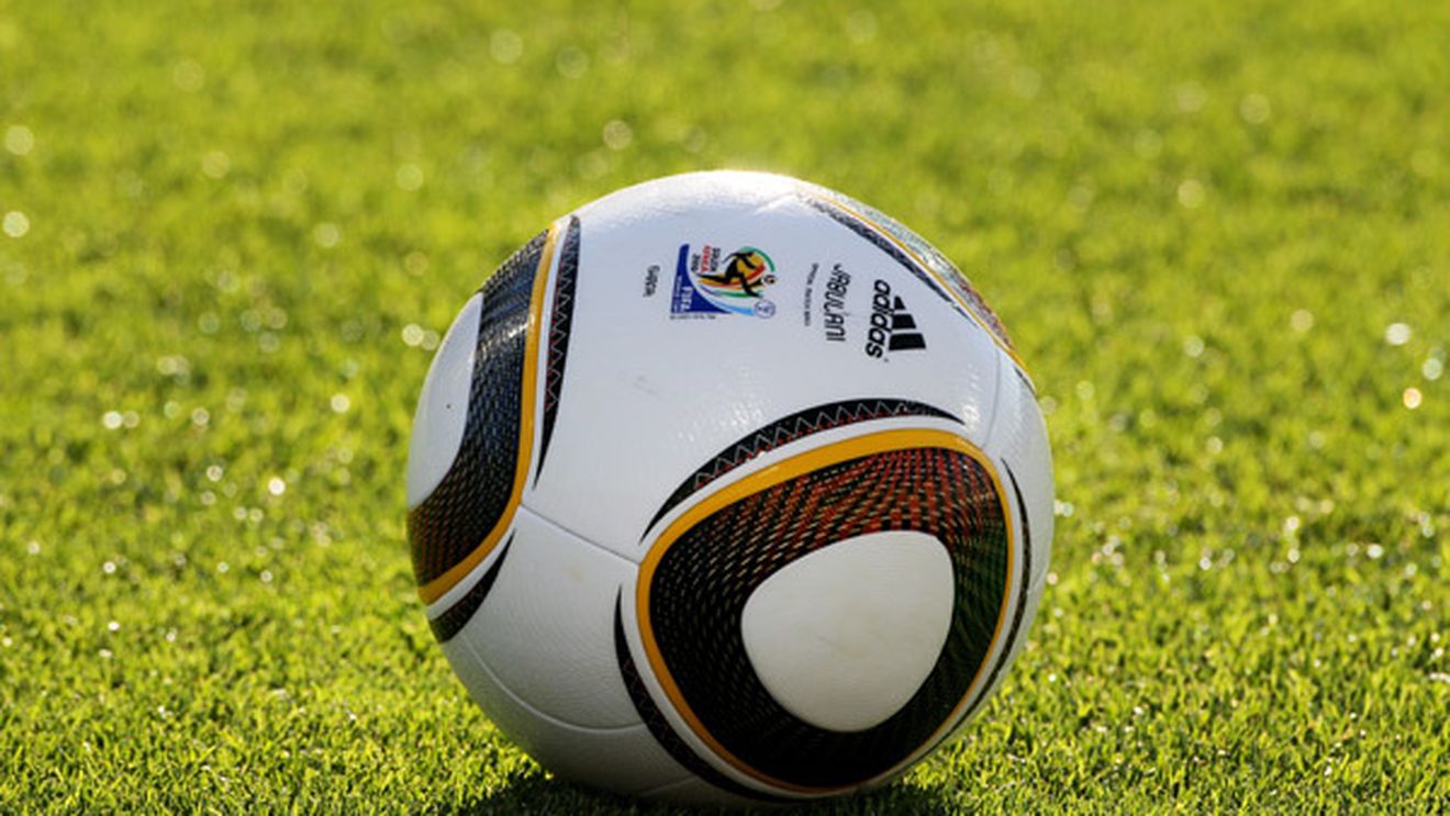 Iarna pune stăpânire pe CM! **Frig și terenuri înghețate în Africa de Sud