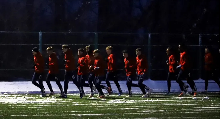 Reunire cu antrenament în nocturnă pentru Steaua și cu Lumbu în lot! Noutățile sunt reprezentate doar de juniori!