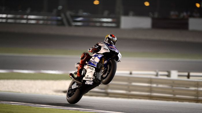 Jorge Lorenzo câștigă prima cursă a sezonului din MotoGP! **Honda completează podiumul din Qatar cu Pedrosa și Stoner