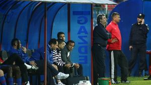 Steliștii au învins, dar au părut resemnați!