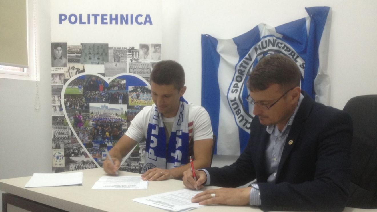 Andrei Cristea și-a prelungit contractul cu CSM Poli Iași până în 2019! Lui Ciucă i-a fost reziliat contractul