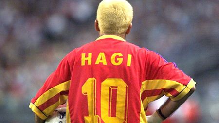 Gică Hagi e un monstru sacru! Pe ce loc spectaculos e în topul numerelor 10 din istoria Barcelonei, decis de englezi