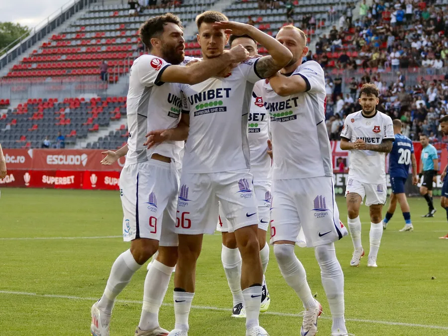 &#536;ase favori&#539;i din Superliga pentru Gigi Becali! Ce transferuri &#537;i pe ce posturi se anun&#539;&#259; &icirc;n iarna revolu&#539;iei la FCSB: &bdquo;Patronul lucreaz&#259; cu doar dou&#259; scenarii mari &#537;i late&rdquo;. EXCLUSIV