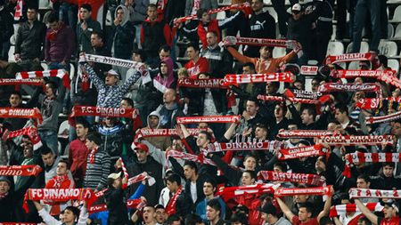 De Ziua Bărbatului, rapidiștii, vasluienii și steliștii s-au "convertit" la dinamovism!** "Câinii" îi ironizează: "E singura zi a anului când toată țara ține cu Dinamo" :)