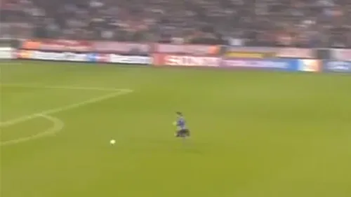 VIDEO Spectacol total pe Allianz Arena!** Șutul de la 70 de metri al lui Mario Gomez, marcator al unui HATTRICK