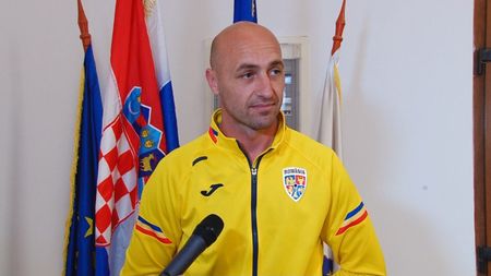 România - Croația s-a jucat într-un sat la marginea Timișoarei. Gabi Mureșan, golgheter între primari