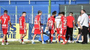 Salariul incredibil pe care îl are noua tânără speranță a lui Dinamo! „Ce să își ia cu banii ăștia? Abonament la metrou!” | VIDEO EXCLUSIV ProSport Live